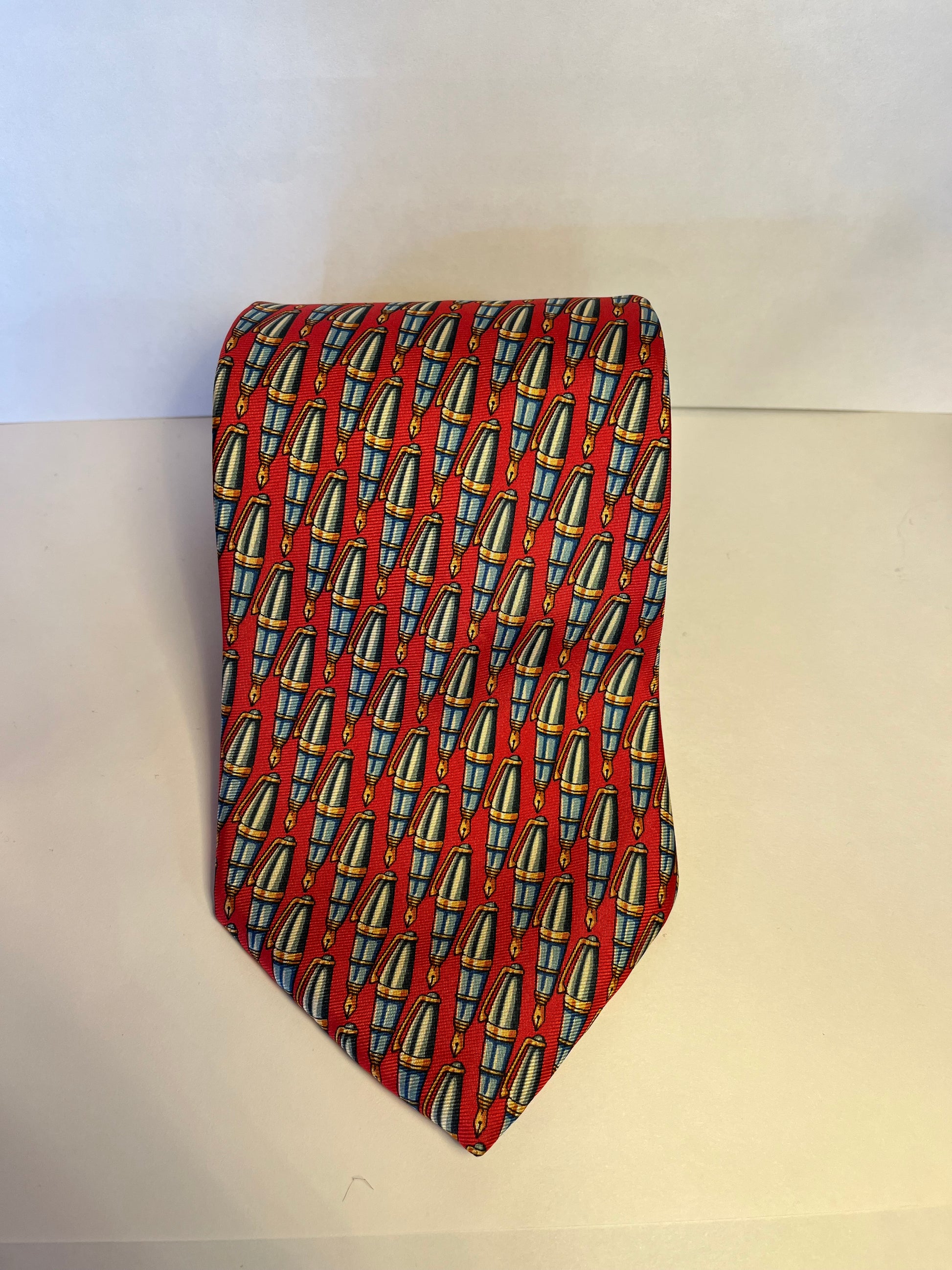 Pen pattern 100% silk tie made in Italy